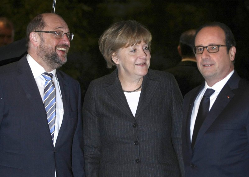 'Čvenk' Merkel i Hollandea na večeri od 38 eura