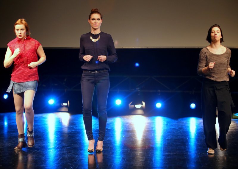 Pogledajte predstavu 'This Casting'