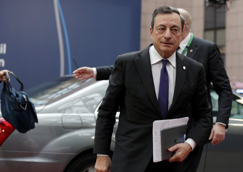 Draghi negoduje zbog upada policije u slovensku središnju banku