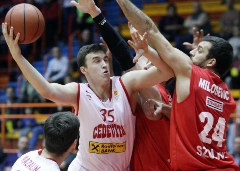 Cedeviti tijesna pobjeda kod kuće protiv Szolnokija