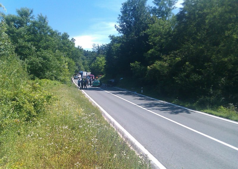 Poginuli roditelji i desetogodišnja kći