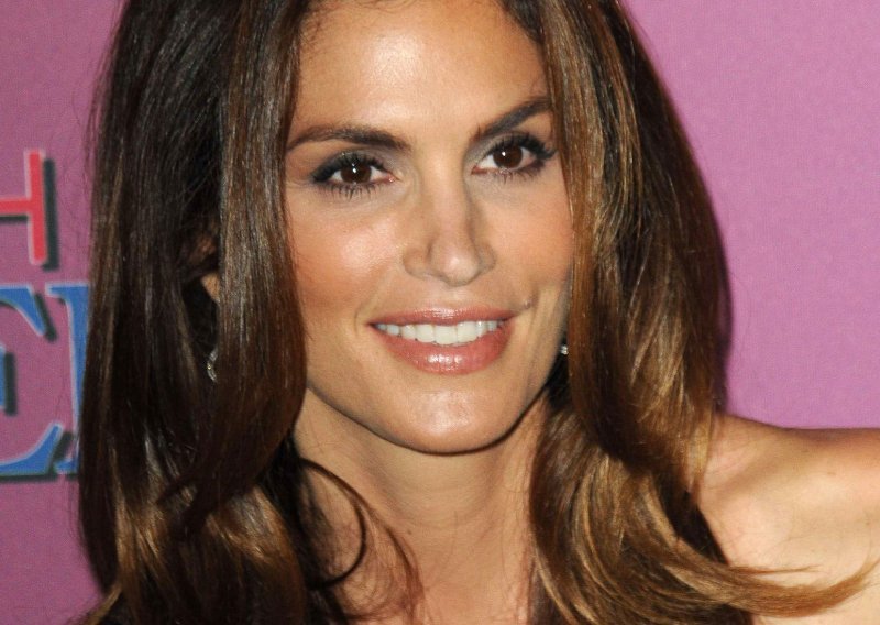 Cindy Crawford odbija nositi osamdesete