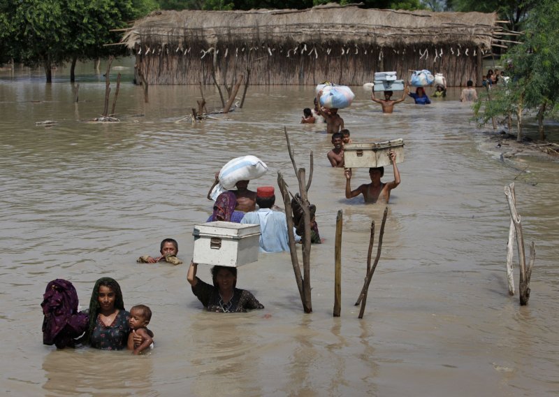 Čak 15 milijuna osoba pogođeno poplavama