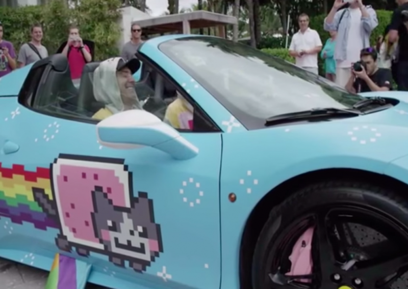 Deadmau5 prodaje svoj Nyan Cat Ferrari