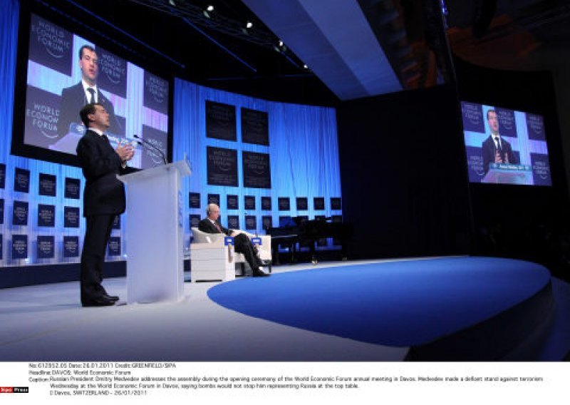 Pet poslije 12 – prolazno vrijeme Davosa