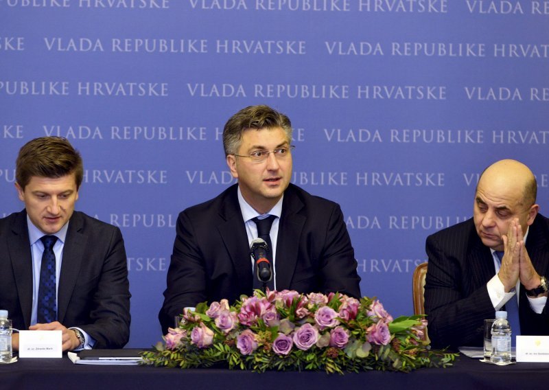 Plenković se Francuzima pohvalio sa 100 dana svoje Vlade