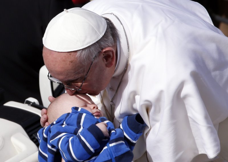 Papu Franju prekrstili u Franciska zbog Tuđmana?!