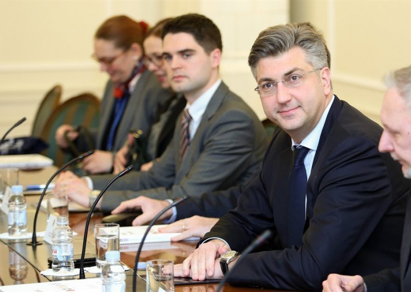 Plenković okupio nove ljude za reformu obrazovanja