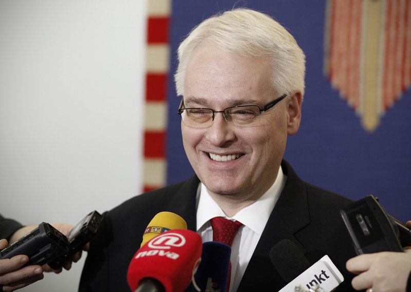 Josipovic confident in Slovenia's ratification of Croatia-EU treaty
