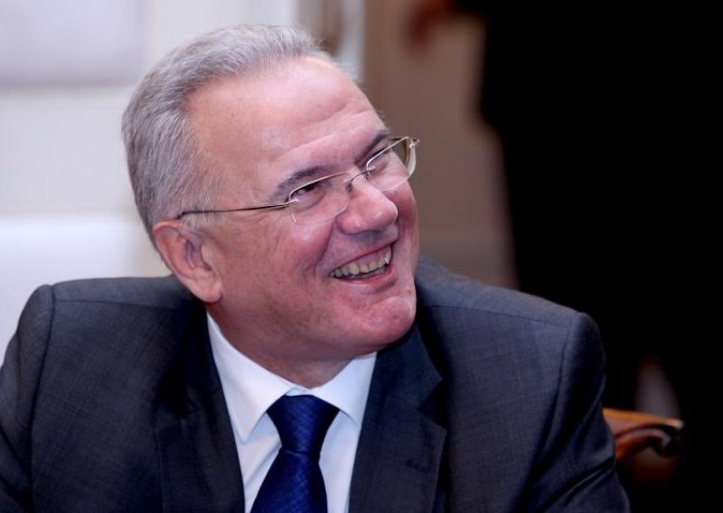 Mimica će upravljati sektorom vrijednim 350 milijardi eura?