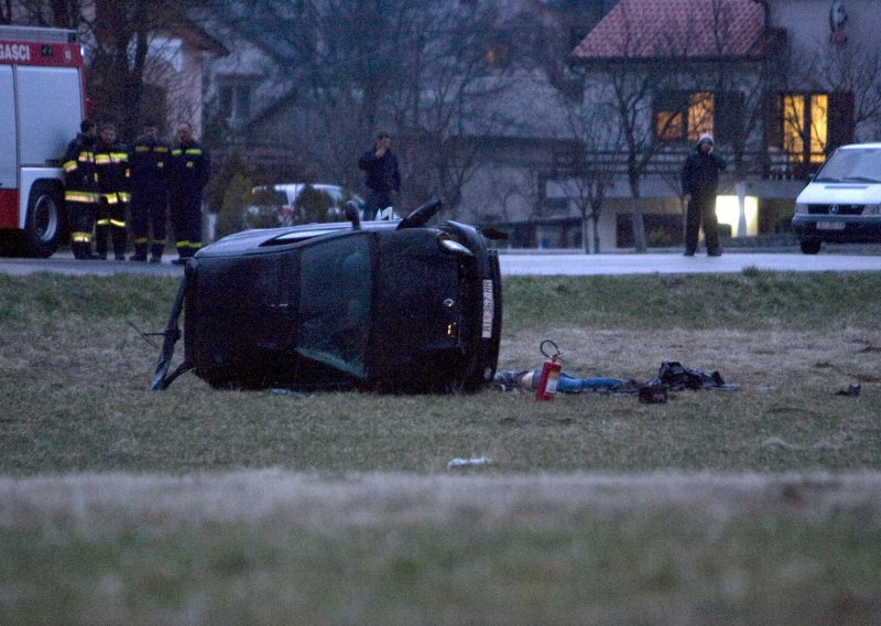 23-godišnjak izletio s kolnika i poginuo