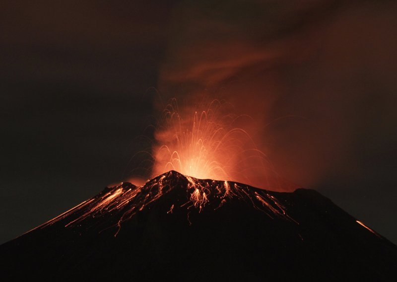 Meksički vulkan blokirao zračni promet