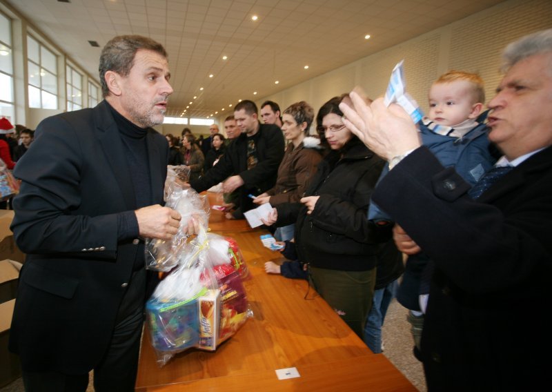 Bandić kupuje 'komad ledine' u Vukovaru