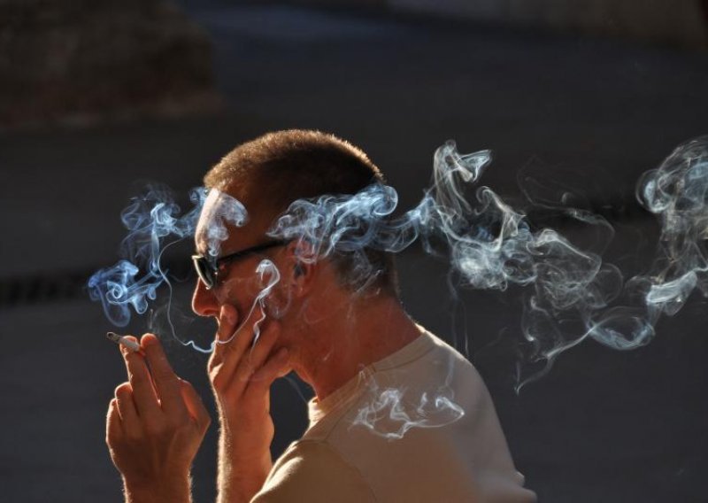 Iduće godine na udaru 'povlašteni' umirovljenici i pušači