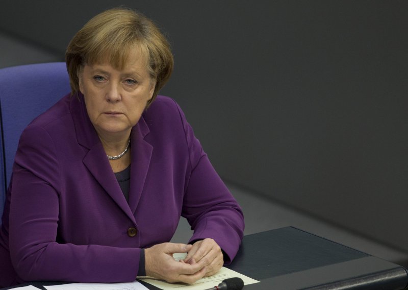 Merkel says against parallel structures in Kosovo