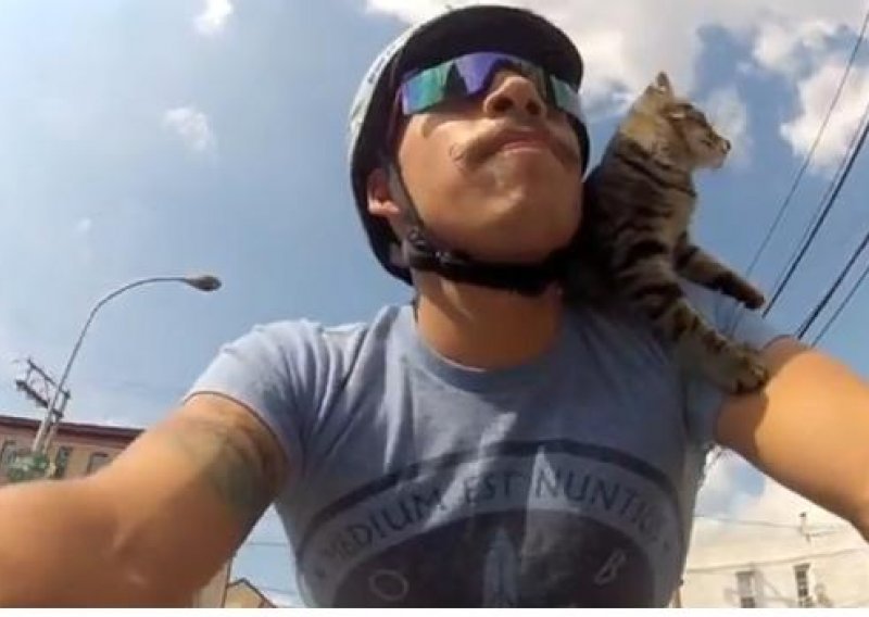 Upoznajte mačka koji je volio biciklirati