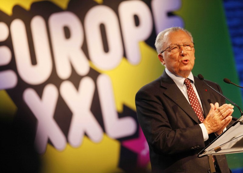'Eurozona će nestati bez političke moći'