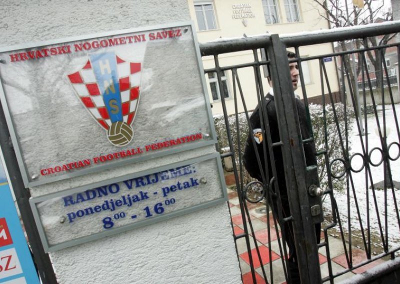 Fuchs: Očekujem da HNS napravi reda u svojoj kući
