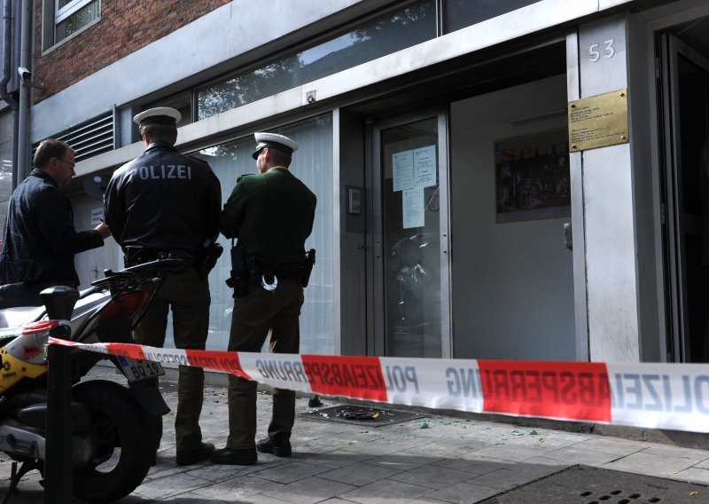 Molotov cocktails thrown at Croatian consulate in Duesseldorf