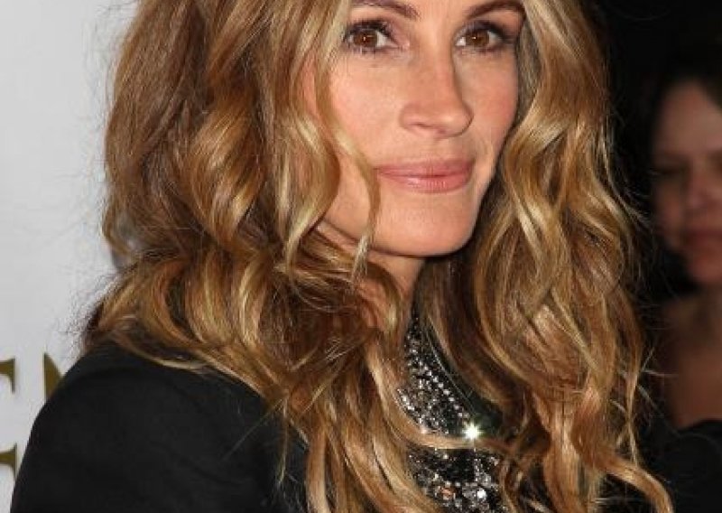 Julia Roberts glumiti će kćer Meryl Streep