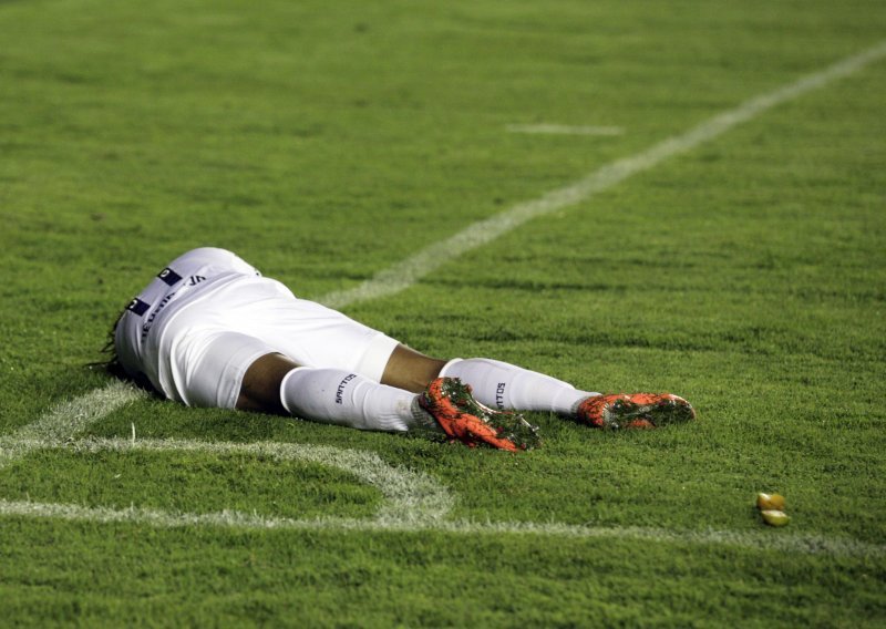 Neymar pogođen u glavu u La Pazu, Santos izgubio 1:2