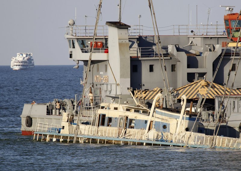 Pronađeno 117 tijela nakon havarije broda na Volgi