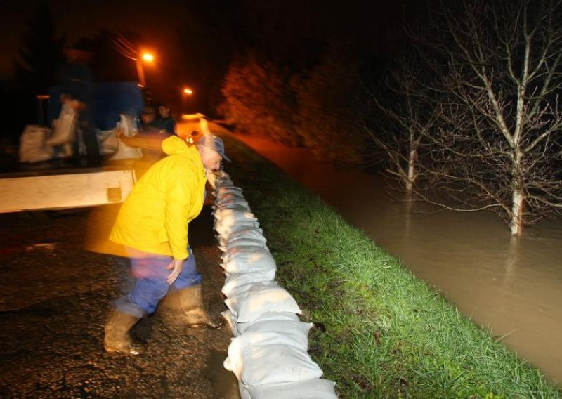 Sava ne predstavlja izravnu opasnost Velikoj Gorici