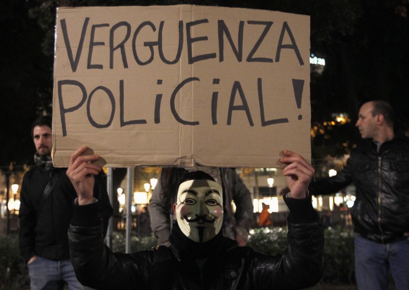 Španjolski studenti prosvjedovali zbog policijskog nasilja