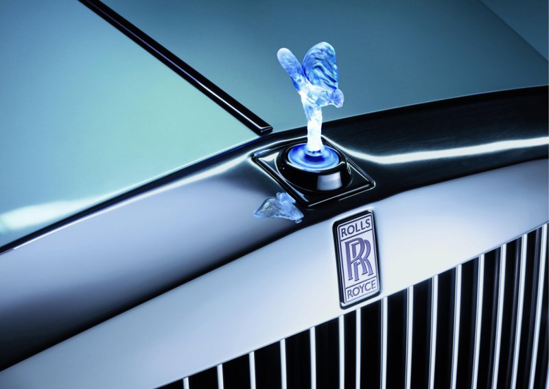 I Rolls Royce se okreće električnim automobilima