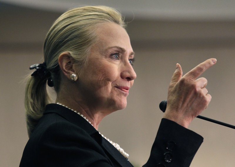 Clinton supports Croatia, urges economic reforms