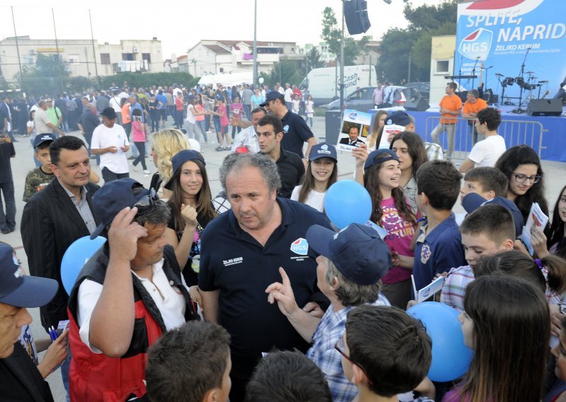 Policija istražuje Keruma - je li pjevao ustašku pjesmu?