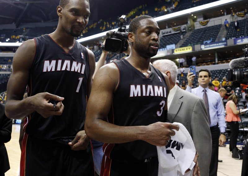 Chris Bosh: Ostajem u Miamiju i za manje novca!