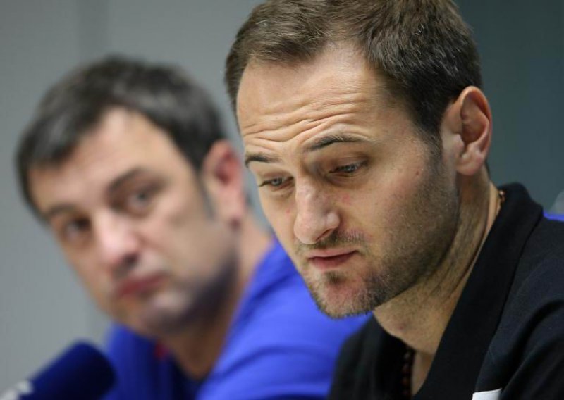 Joe Šimunić ljubi Kanađanku hrvatskih korijena