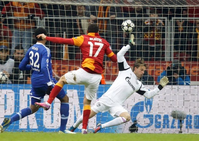 Drogba se vratio, Schalke odnio bod iz Turske