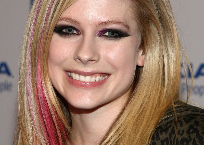 Avril se sa suprugom zabavljala na Britneyinom koncertu