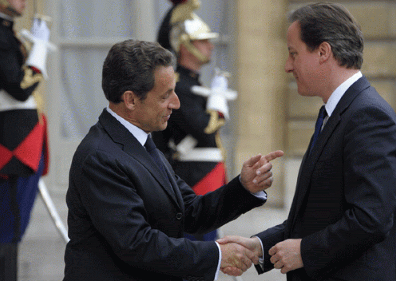 Sarkozy Cameronu: 'Propustio si dobru priliku za začepiti'