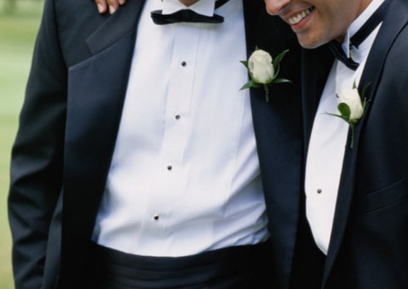 Švedska odobrila gay vjenčanja u crkvi