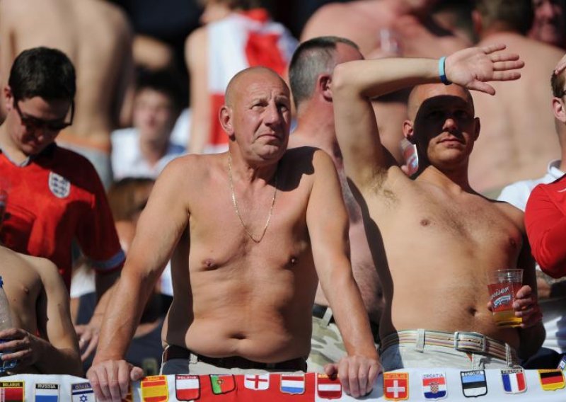 Englezi vole reprezentaciju: Čak 90 tisuća ljudi protiv San Marina