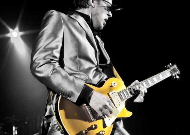 Joe Bonamassa seli se u Dom Sportova