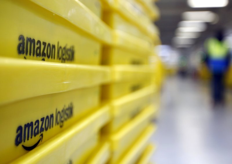 Amazon podbacio u prihodima od prodaje za vrijeme blagdana