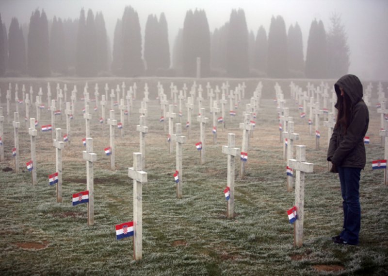 Commemoration held for Borovo Naselje victims