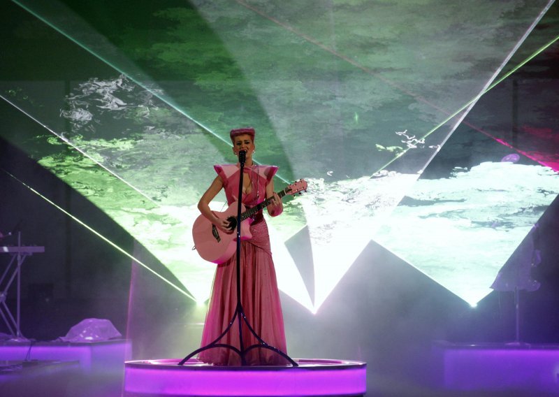 Katy Perry proglašena 'vješticom iluminata'