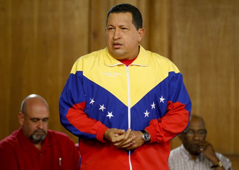 Chavez priznao da boluje od raka