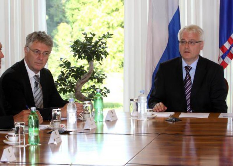 Josipović: Proračun se donosi na ho-ruk
