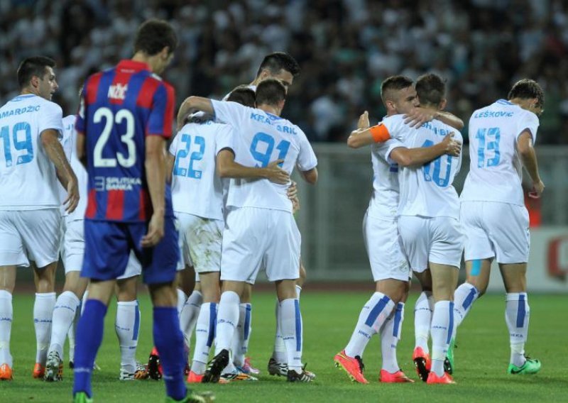 Rijeka prerasla Hajduk, vrijeme je da skine i Dinamo!