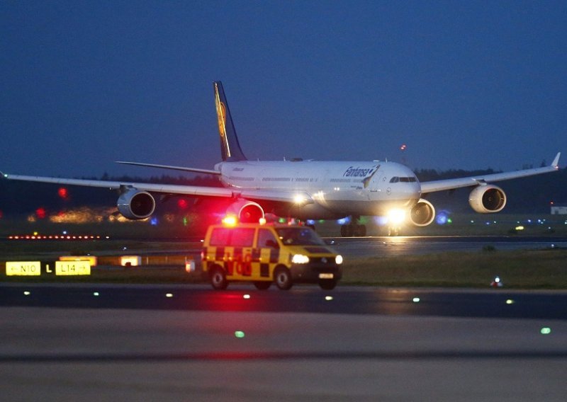 Igrači Reala na vrijeme napustili avion koji se srušio