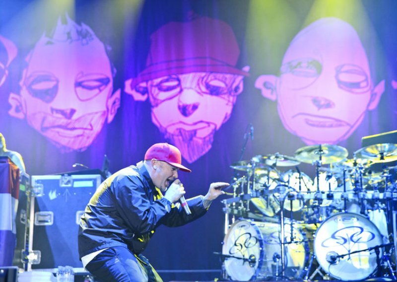 Pitate se što radi Fred Durst, frontmen Limp Bizkit?