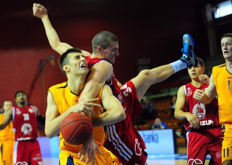 Košarkaši protiv Srbije ostali bez medalje