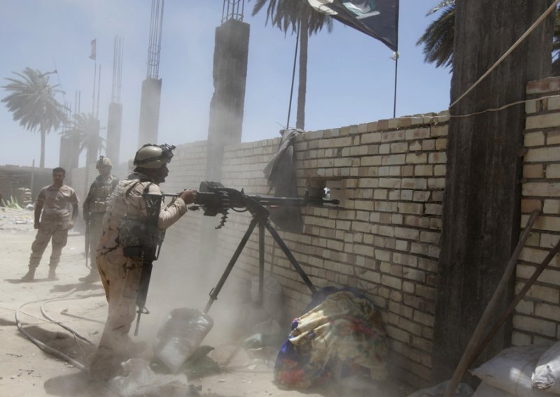 Počela ofanziva na Havidžu, jedno od dva posljednja uporišta IS-a u Iraku