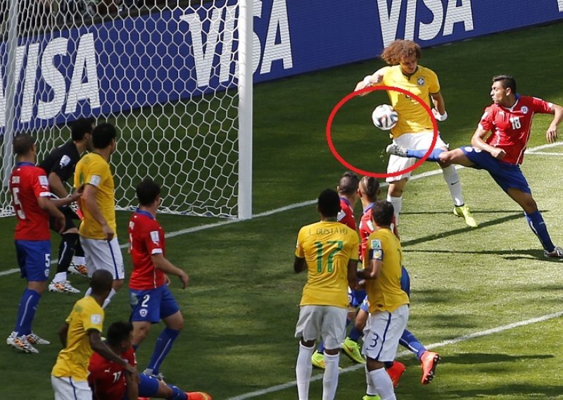 FIFA 'zažmirila' i pripisala gol brazilskoj zvijezdi